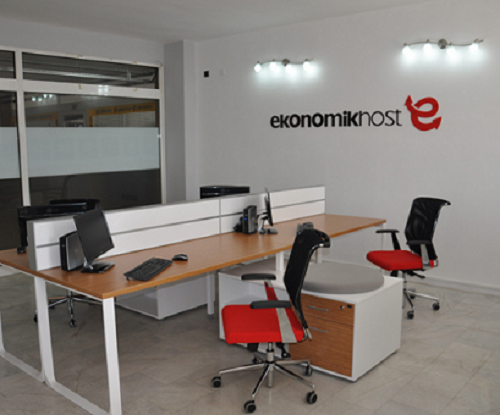 user seeing computer